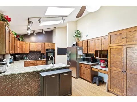 Kitchen - 11261 Quivas Loop, Westminster, CO 80234 photo 2 of 4