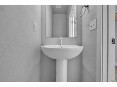 4246 E 98th Pl, Thornton, CO 80229 photo 16