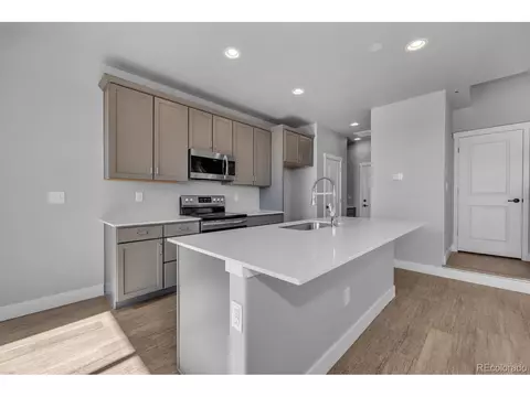4246 E 98th Pl, Thornton, CO 80229 photo 11