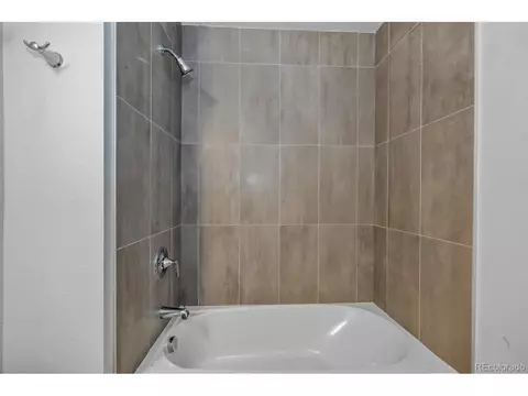 4246 E 98th Pl, Thornton, CO 80229 photo 30