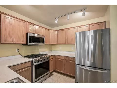 Kitchen - 5243 E 119th Way, Thornton, CO 80233 photo 4 of 7