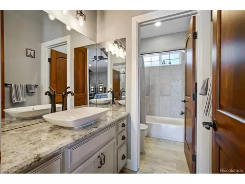 Bath - 13735 Mccune Rd, Elbert, CO 80106 photo 2 of 7