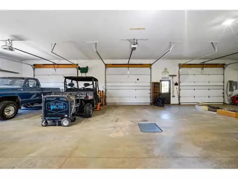 Exterior - 13735 Mccune Rd, Elbert, CO 80106 photo 7 of 12