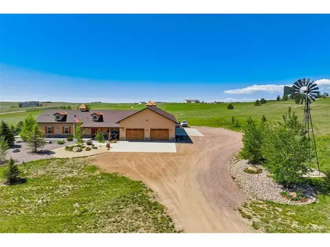 Exterior - 13735 Mccune Rd, Elbert, CO 80106 photo 3 of 12