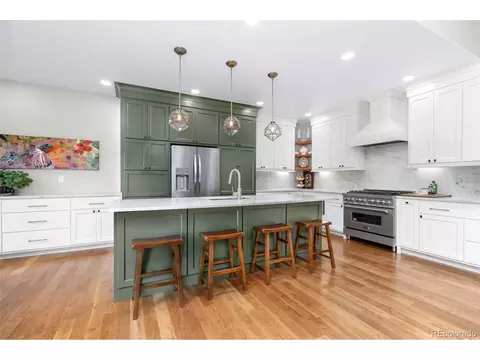 9936 Buffalo St, Longmont, CO 80504