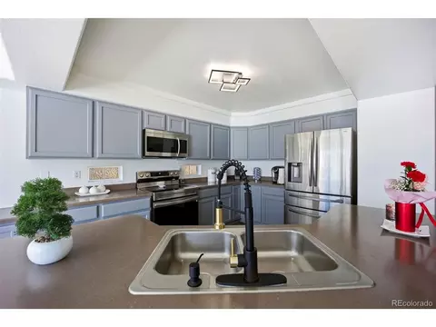Kitchen - 20372 E 40th Pl, Denver, CO 80249 photo 2 of 4