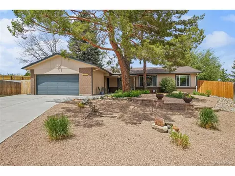 10657 W Layton Pl, Littleton, CO 80127