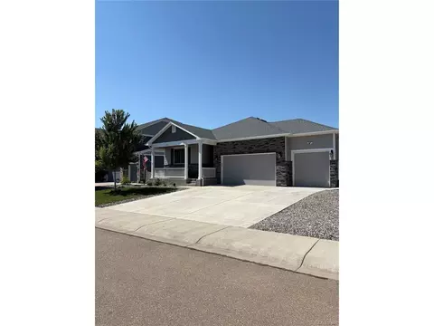 10447 Stagecoach Ave, Longmont, CO 80504