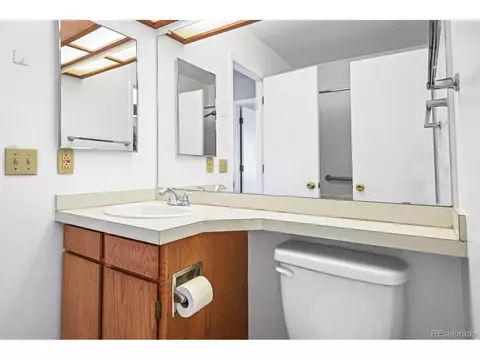 11622 E Cedar Ave, Aurora, CO 80012 photo 22
