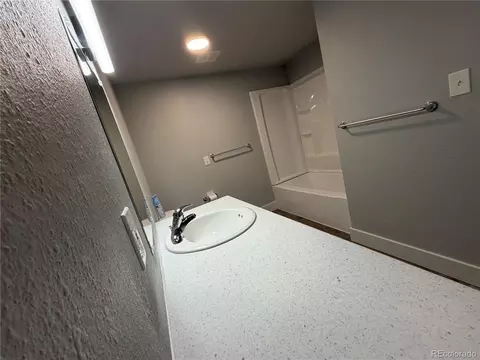 Bath - 209 E Highline Cir #209-202, Centennial, CO 80122 photo 5 of 5