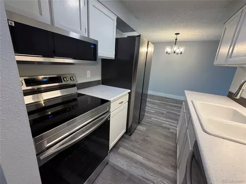 209 E Highline Cir #209-202, Centennial, CO 80122