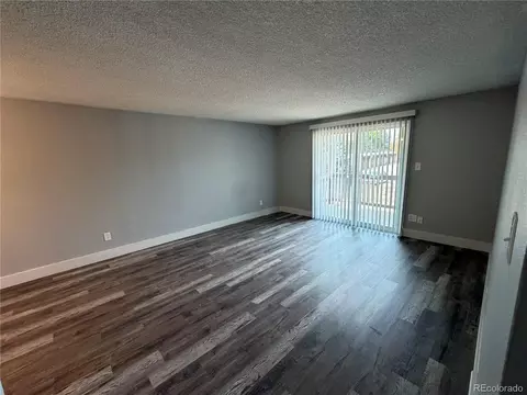 Living - 209 E Highline Cir #209-202, Centennial, CO 80122 photo 1 of 4