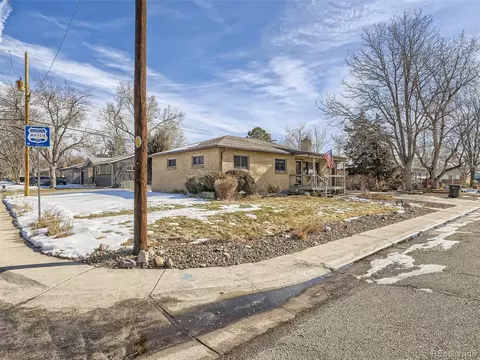 6219 Iris Way, Arvada, CO 80004 photo 3