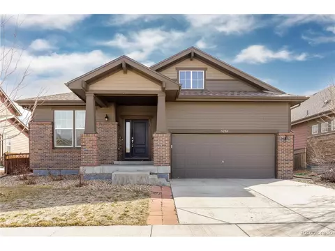 6284 N Genoa Way, Aurora, CO 80019