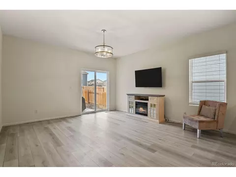 309 Spruce St, Bennett, CO 80102 photo 5
