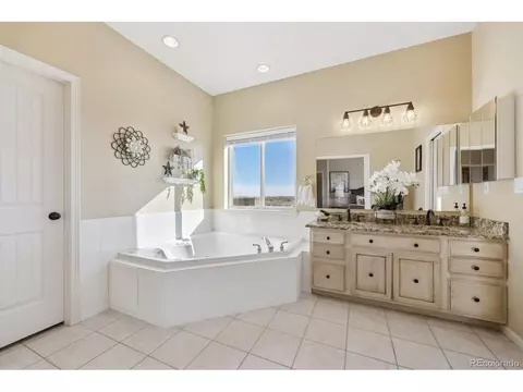 Bath - 43251 E Iliff Trl, Bennett, CO 80102 photo 1 of 5