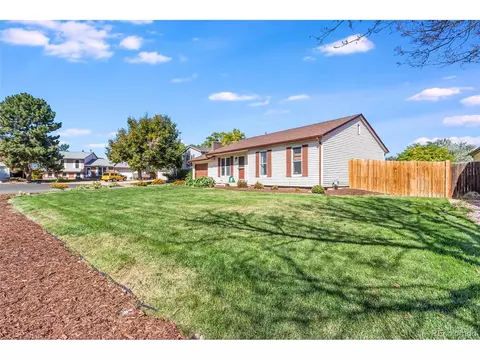 17639 E Utah Pl, Aurora, CO 80017 photo 2