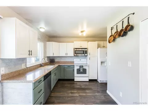 17639 E Utah Pl, Aurora, CO 80017 photo 9