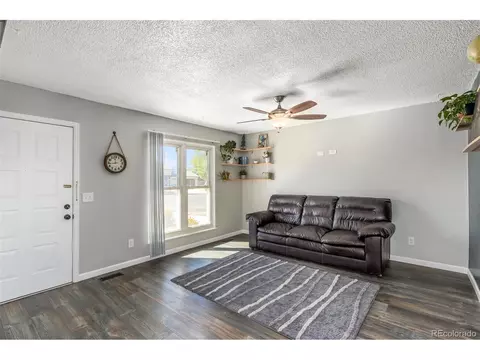 17639 E Utah Pl, Aurora, CO 80017 photo 4