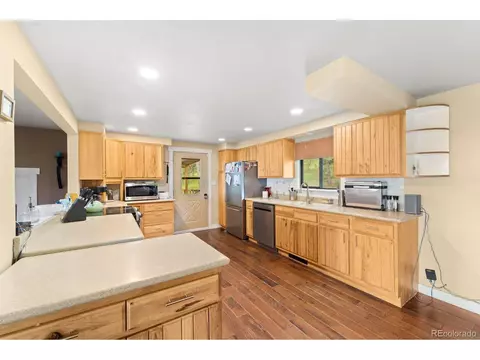 Kitchen - 10829 Bartlett Trl, Rye, CO 81069 photo 2 of 3
