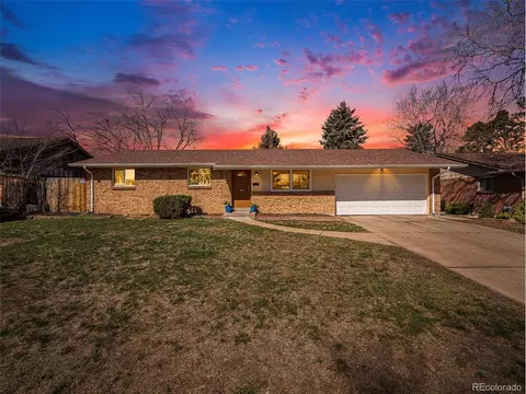 581 S Newland St, Lakewood, CO 80226