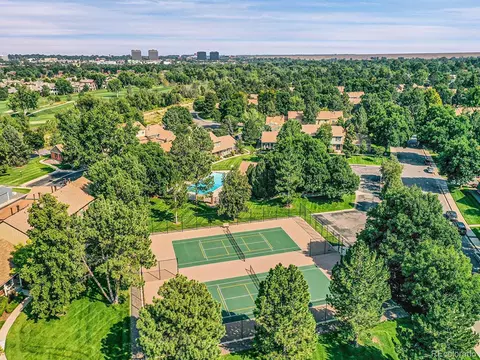 8822 E Amherst Dr #E, Denver, CO 80231 photo 29