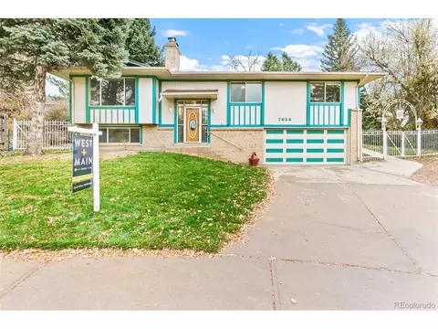 7624 E Colgate Pl, Denver, CO 80231