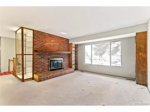 7624 E Colgate Pl, Denver, CO 80231 photo 5