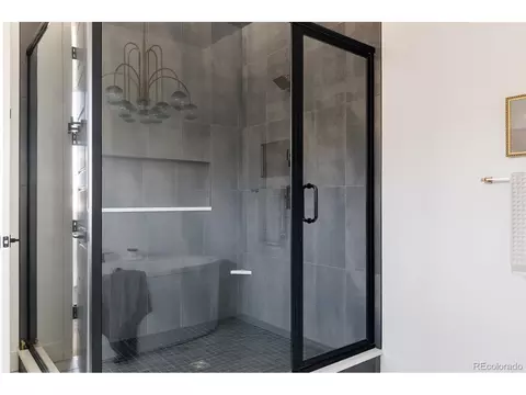 Bath - 9963 E 63rd Pl, Denver, CO 80238 photo 4 of 7