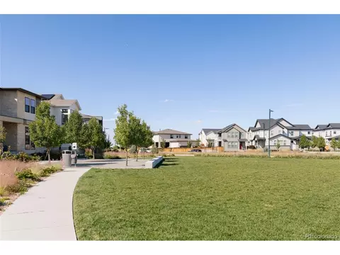Exterior - 9963 E 63rd Pl, Denver, CO 80238 photo 7 of 8