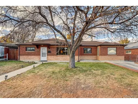 1591 Phoenix Ct, Thornton, CO 80229