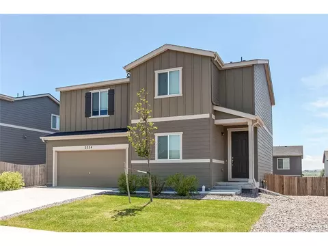 2354 Horse Shoe Cir, Fort Lupton, CO 80621
