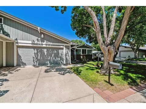 12006 E Maple Ave, Aurora, CO 80012 photo 2