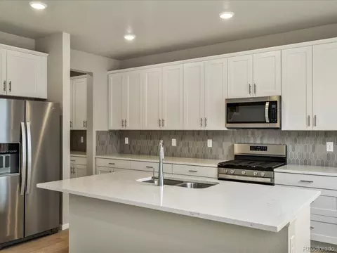 17618 E 90th Pl, Commerce City, CO 80022 photo 11