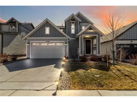 27798 E 7th Pl, Aurora, CO 80018 photo 2
