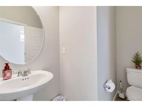 27798 E 7th Pl, Aurora, CO 80018 photo 18