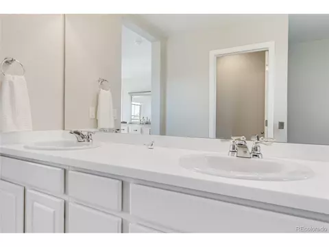 27798 E 7th Pl, Aurora, CO 80018 photo 31