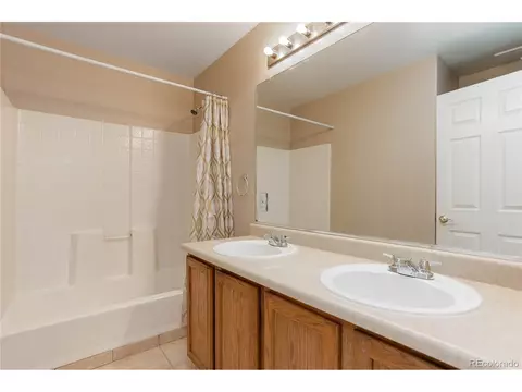 19735 E 41st Pl, Denver, CO 80249 photo 32