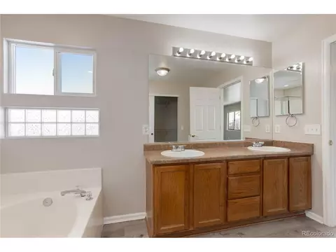 19735 E 41st Pl, Denver, CO 80249 photo 24