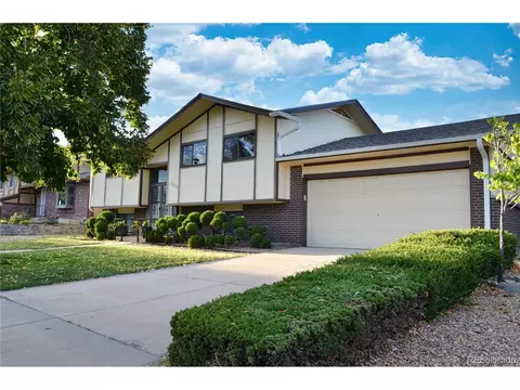 12033 E Hawaii Cir, Aurora, CO 80012