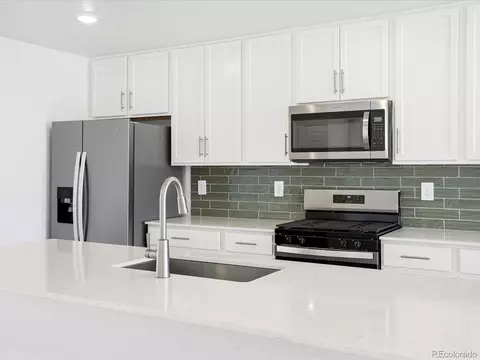 Kitchen - 4714 Cloudburst Ln, Morrison, CO 80465 photo 2 of 5