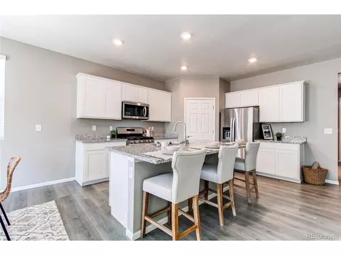 10099 Cascade St, Longmont, CO 80504 photo 5