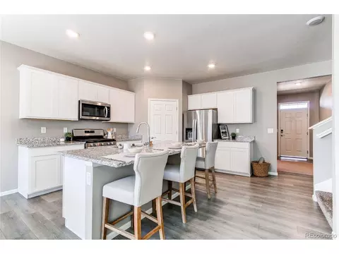 10099 Cascade St, Longmont, CO 80504 photo 6