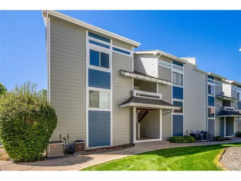 1342 S Cathay Ct #103, Aurora, CO 80017
