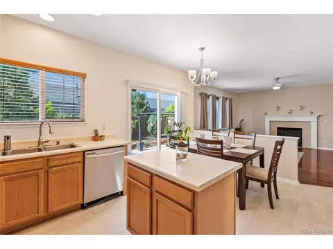 19556 E 39th Ave, Denver, CO 80249 photo 10