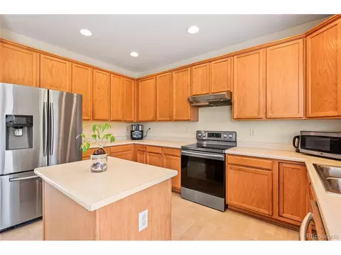 19556 E 39th Ave, Denver, CO 80249 photo 8