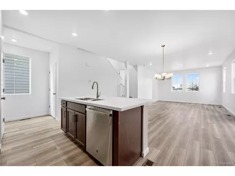 23752 E 33rd Pl, Aurora, CO 80019 photo 8