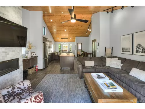 113 Village Point Dr, Breckenridge, CO 80424 photo 9