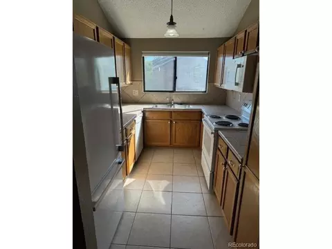 433 Wright St #305, Lakewood, CO 80228 photo 6