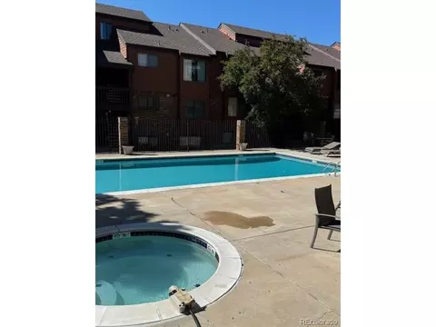 433 Wright St #305, Lakewood, CO 80228 photo 3